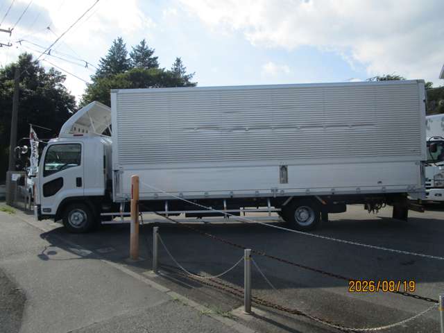 Isuzu Forward 4