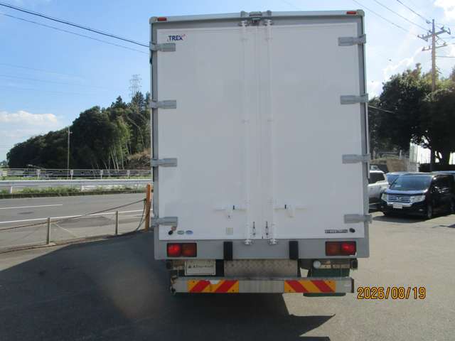 Isuzu Forward 6