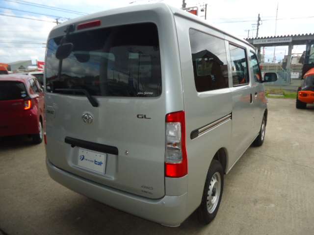 Toyota Town Ace Van 6