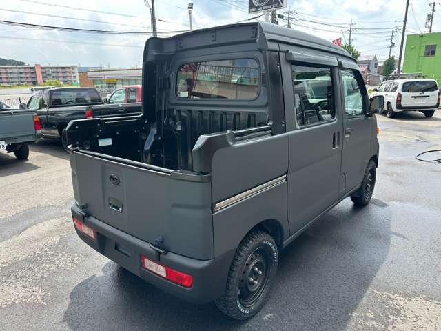 Daihatsu Hijet Deck Van 8