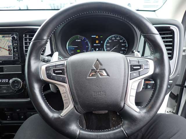 Mitsubishi Outlander PHEV 9