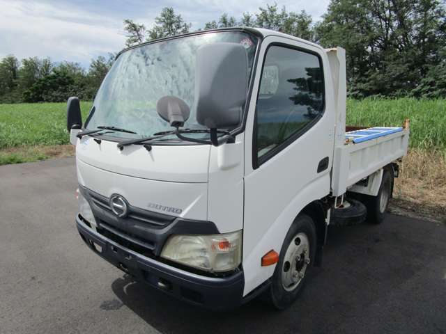 Hino Dutro 4