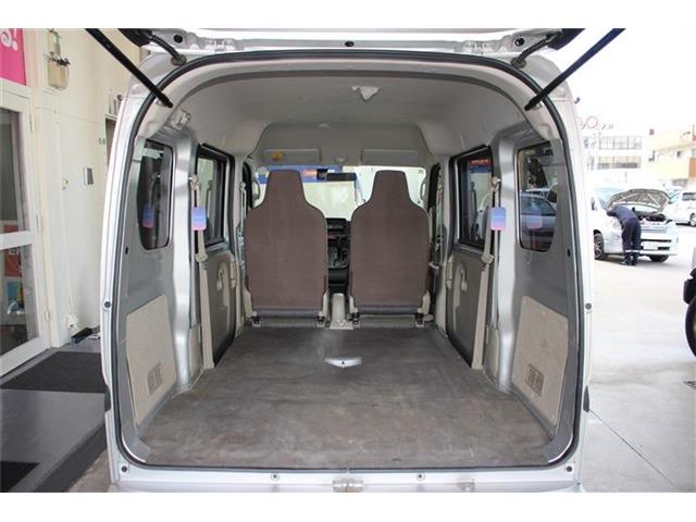 Mitsubishi Minicab Van 12