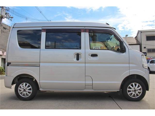 Mitsubishi Minicab Van 7