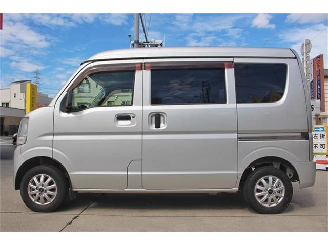 Mitsubishi Minicab Van 9