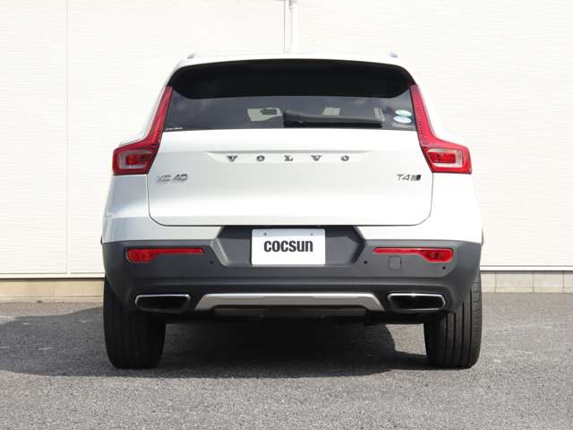 Volvo XC40 9