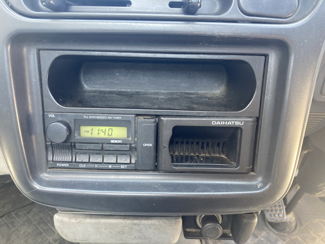 Daihatsu Hijet Pickup 12