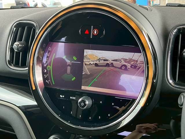 MINI Crossover 5