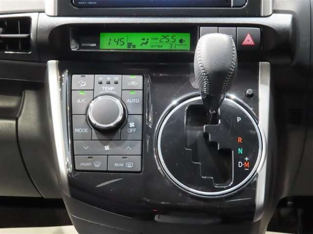 Toyota Wish 9