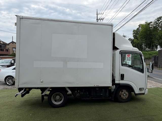 Isuzu Elf 5