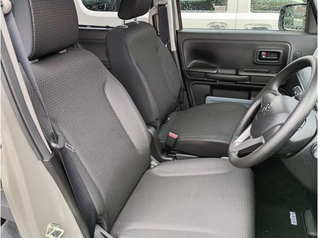 Suzuki Spacia Base 5