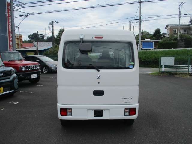 Suzuki Every 7