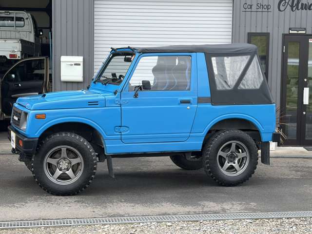 Suzuki Jimny 4