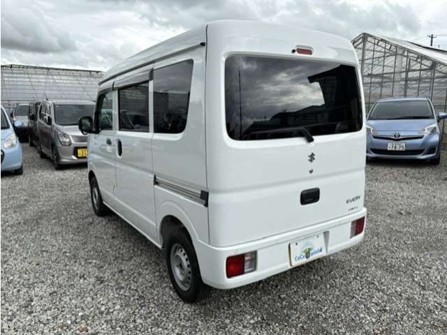 Suzuki Every 9