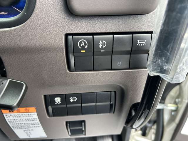 Mitsubishi Fuso Canter 9