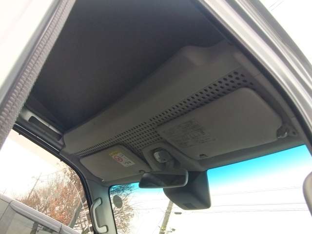 Daihatsu Hijet Cargo 10