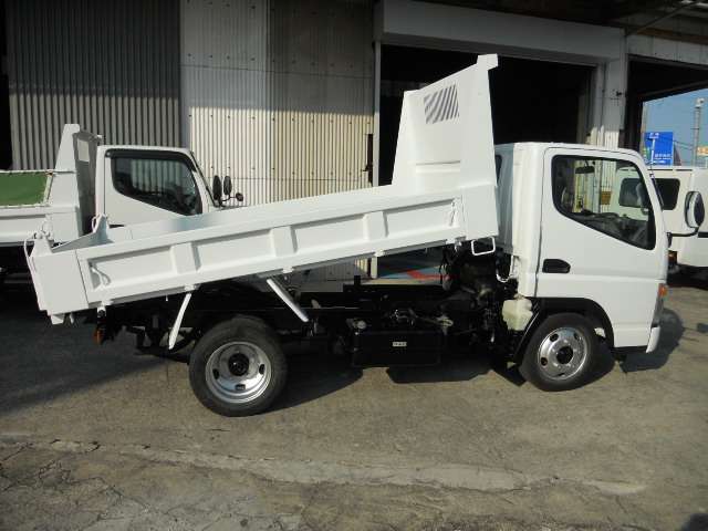 Mitsubishi Fuso Canter 8
