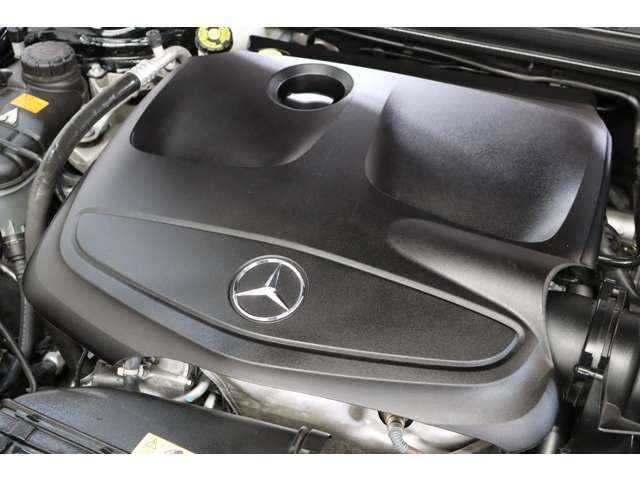 Mercedes-Benz GLA-Class 7