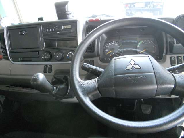 Mitsubishi Fuso Canter 11