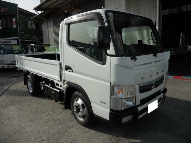Mitsubishi Fuso Canter 2