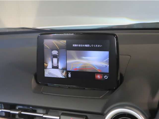 Mazda CX-3 4