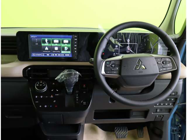 Mitsubishi Delica Mini 6