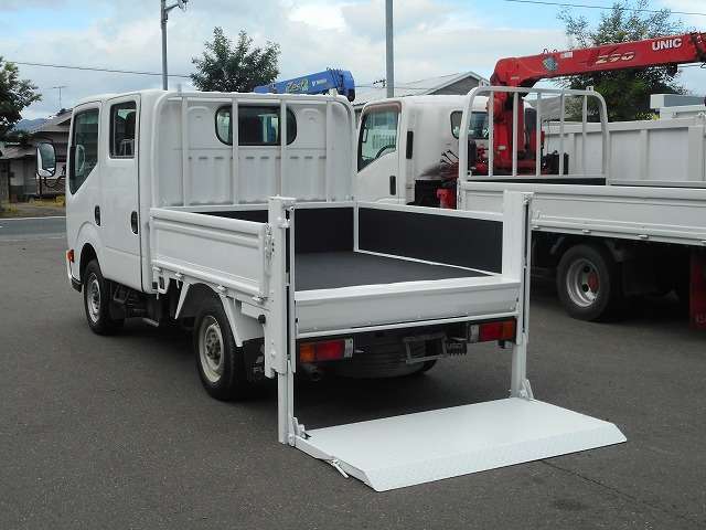 Mitsubishi Fuso Canter Guts 11