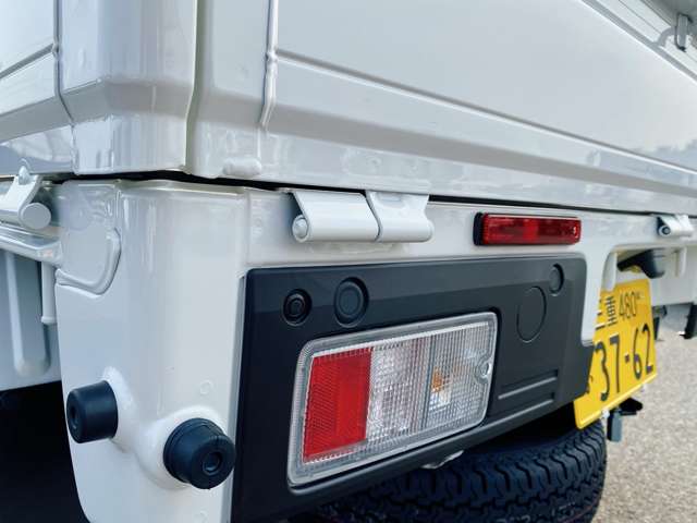 Daihatsu Hijet Truck 2