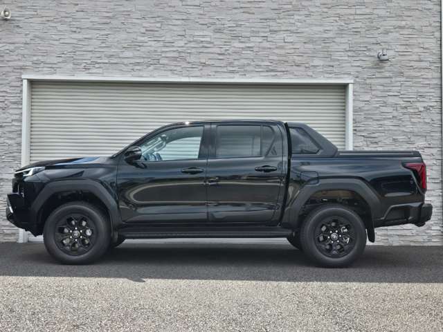 Toyota Hilux 6