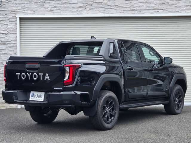 Toyota Hilux 8