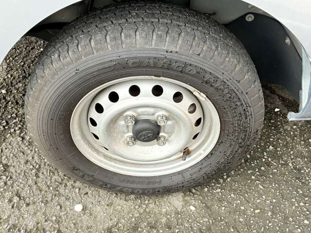 Toyota Pixis Truck 6