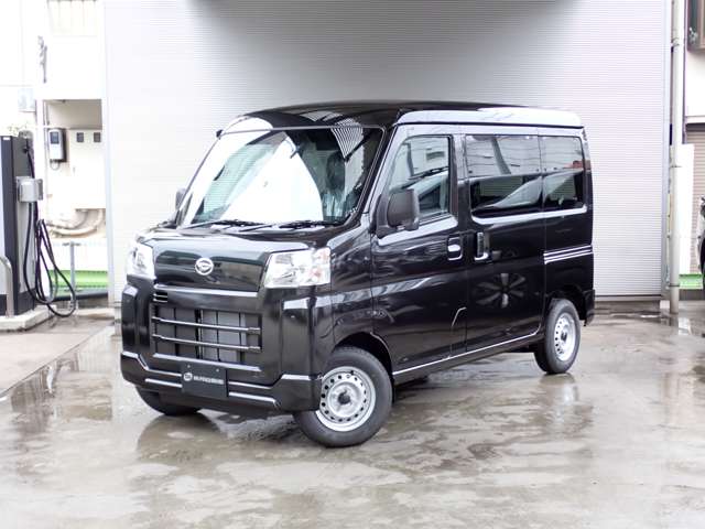 Daihatsu Hijet Cargo 6