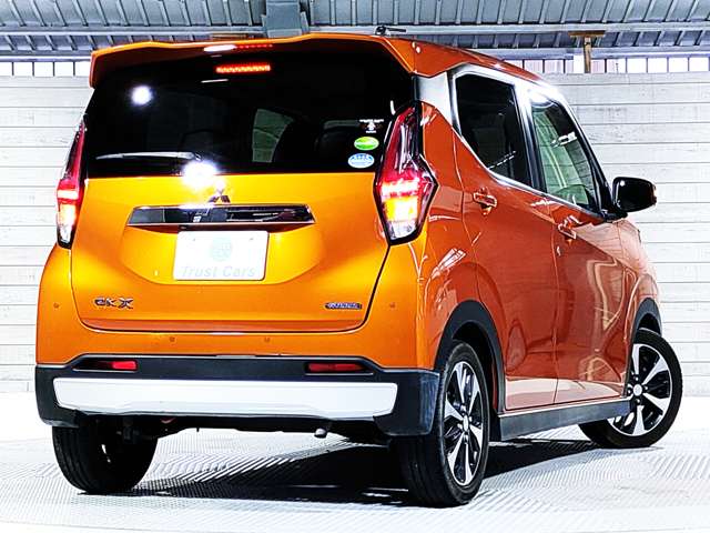 Mitsubishi eK X 5