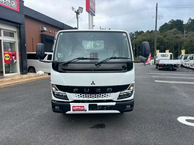 Mitsubishi Fuso Canter 2