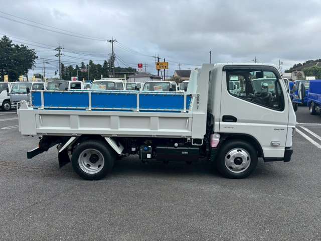 Mitsubishi Fuso Canter 4