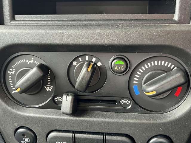Suzuki Jimny 12