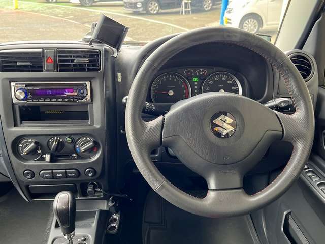 Suzuki Jimny 9