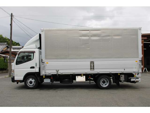 Mitsubishi Fuso Canter 10
