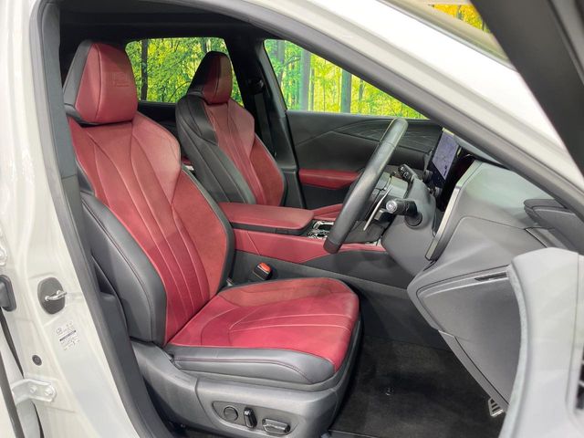 Lexus RX 8