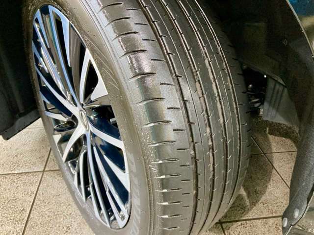 Lexus RZ 3