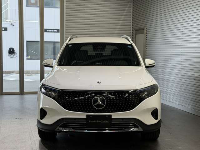 Mercedes-Benz EQB 7