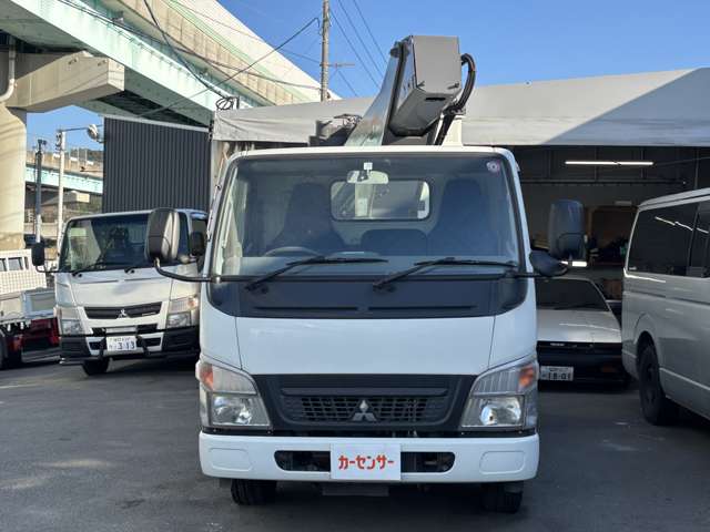 Mitsubishi Fuso Canter 2