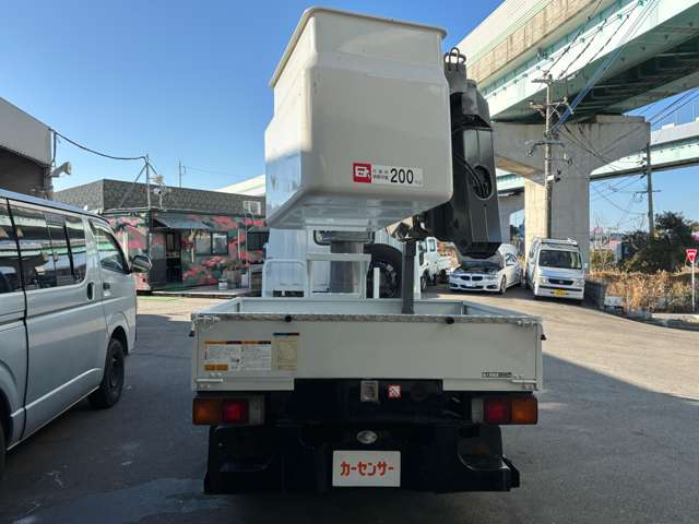 Mitsubishi Fuso Canter 6