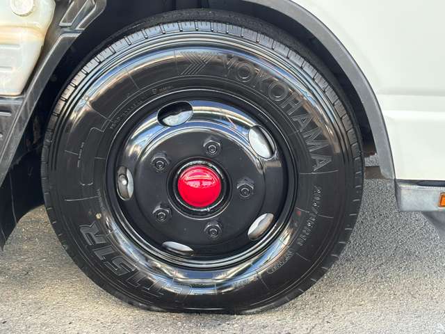 Mitsubishi Fuso Canter 9