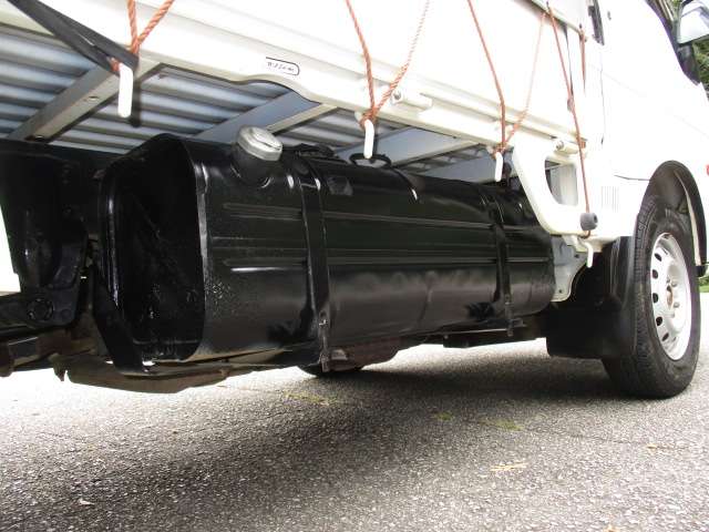 Mazda Bongo Truck 11