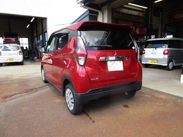 Mitsubishi eK X 6