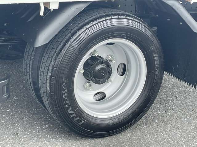 Mitsubishi Fuso Canter 10