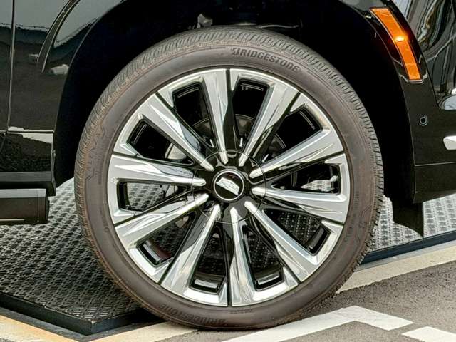 Cadillac エスカレード 4