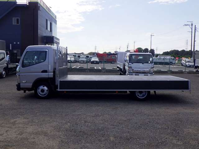 Mitsubishi Fuso Canter 11