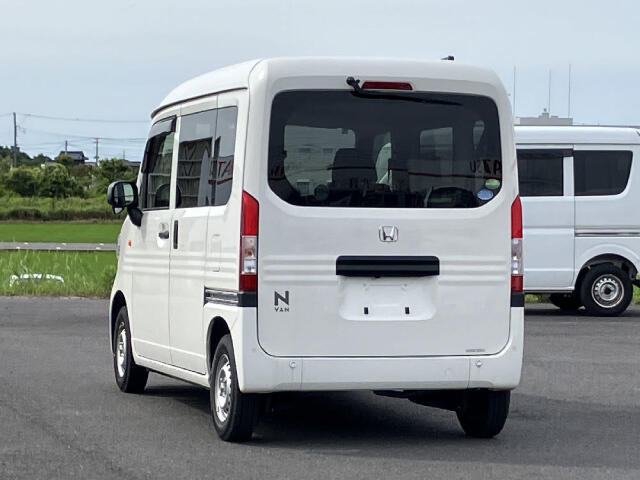 Honda N-VAN 7
